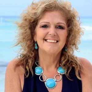 Meet your Posher, Donna